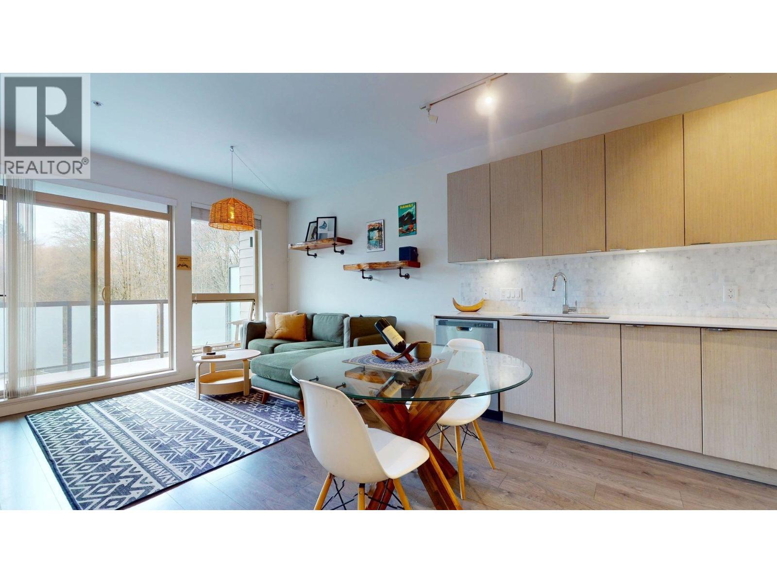 303 1150 Bailey Street, Squamish, British Columbia  V8B 0R4 - Photo 3 - R3090041