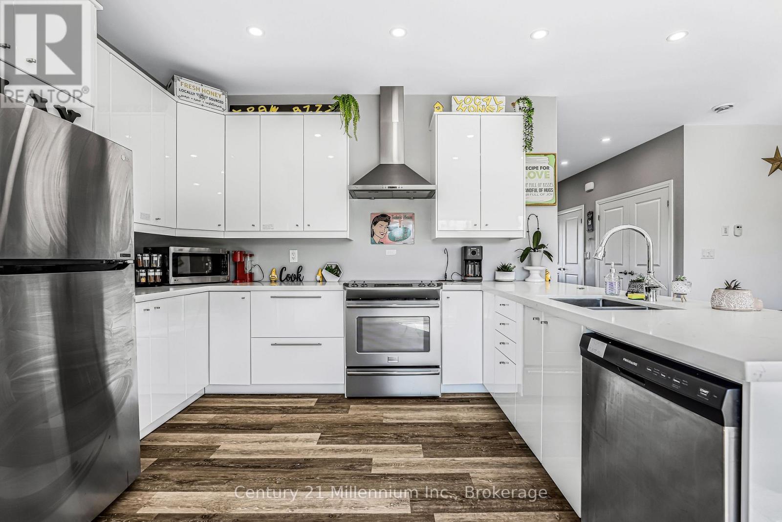 621 Lindsay  30 Road, Northern Bruce Peninsula, Ontario  N0H 1Z0 - Photo 15 - X12518386