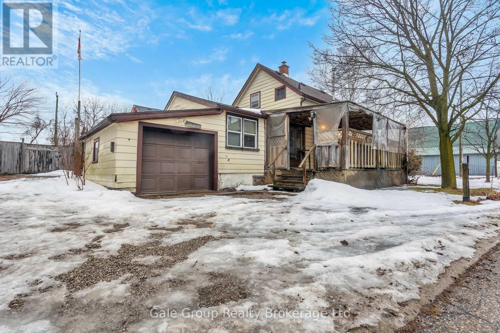 42 Sanders Street, Tillsonburg, Ontario  N4G 1H6 - Photo 3 - X12804664