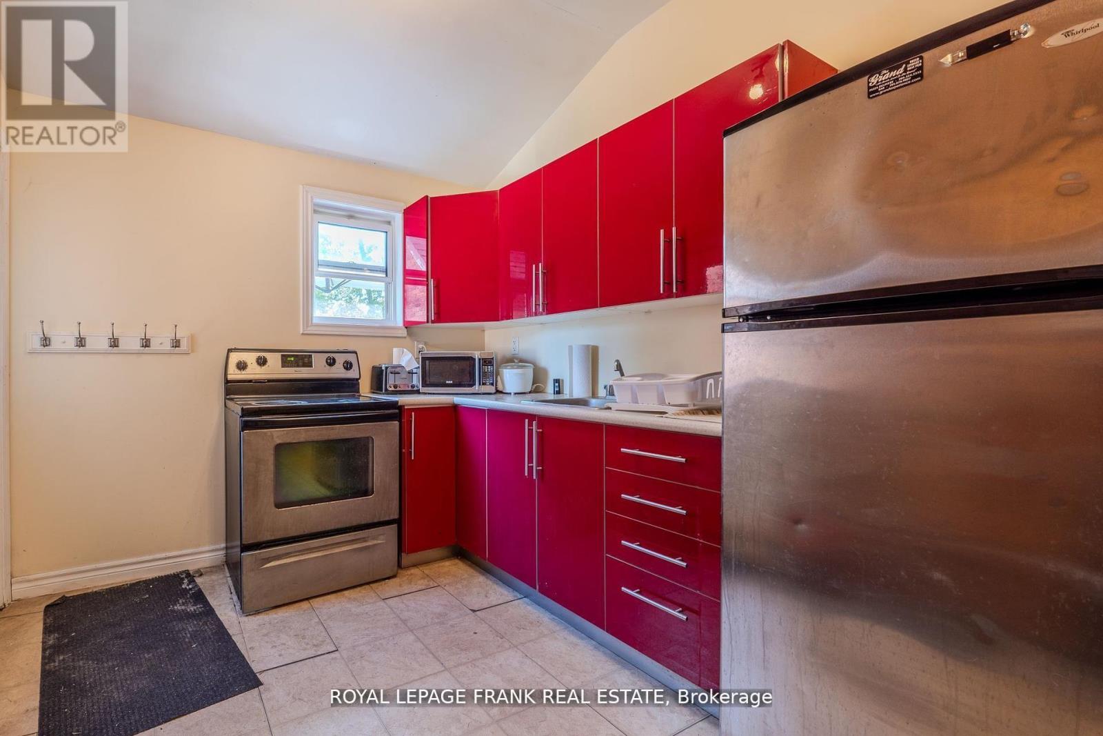 87 Durham Street W, Kawartha Lakes, Ontario  K9V 2P8 - Photo 19 - X12804674