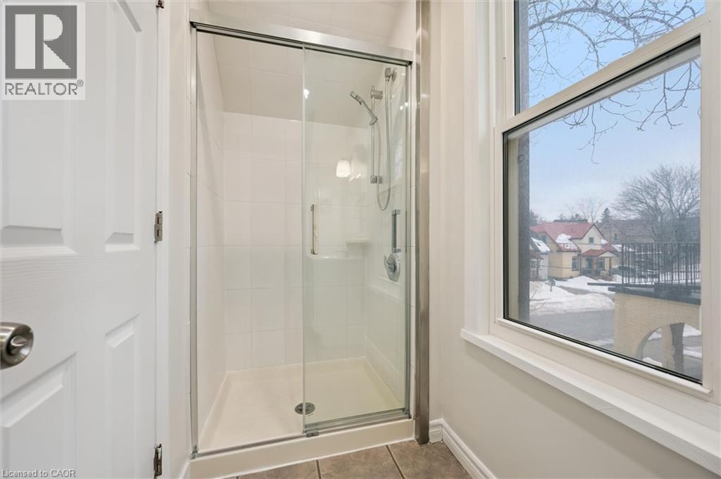 160 Ahrens Street W, Kitchener, Ontario  N2H 4C9 - Photo 16 - 40806283