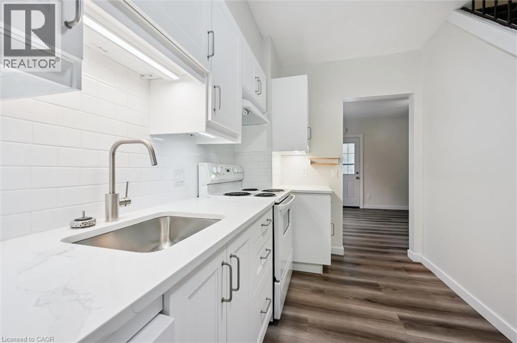 160 Ahrens Street W, Kitchener, Ontario  N2H 4C9 - Photo 8 - 40806283