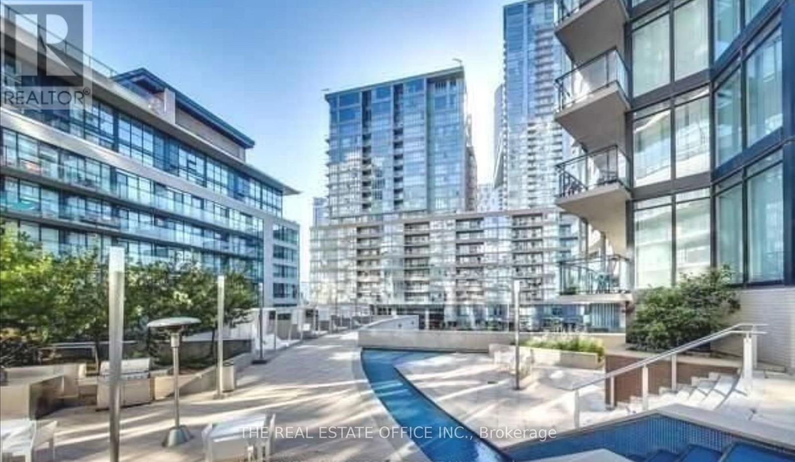 Ph02 - 25 Capreol Court, Toronto, Ontario  M5V 3Z7 - Photo 38 - C12789208