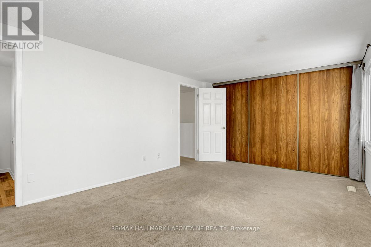 6128 Vineyard Drive, Ottawa, Ontario  K1C 2N6 - Photo 27 - X12804626