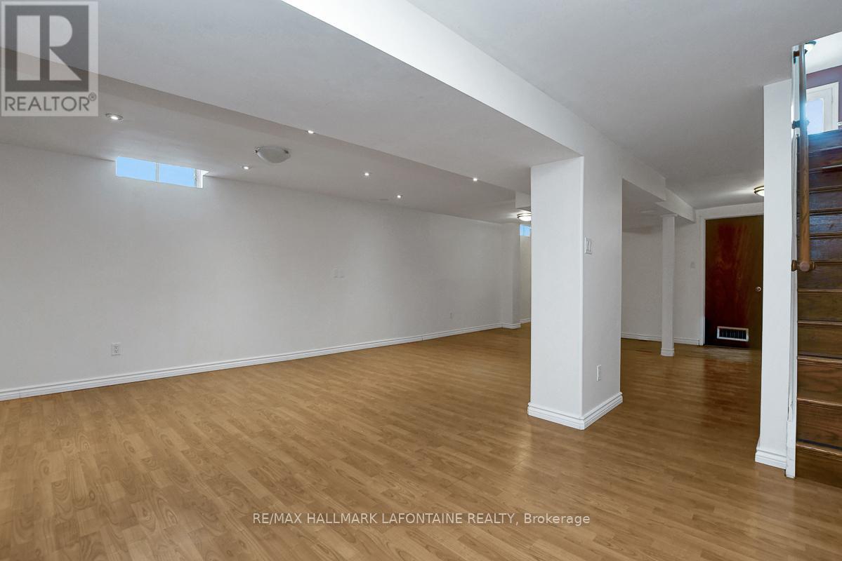 6128 Vineyard Drive, Ottawa, Ontario  K1C 2N6 - Photo 37 - X12804626