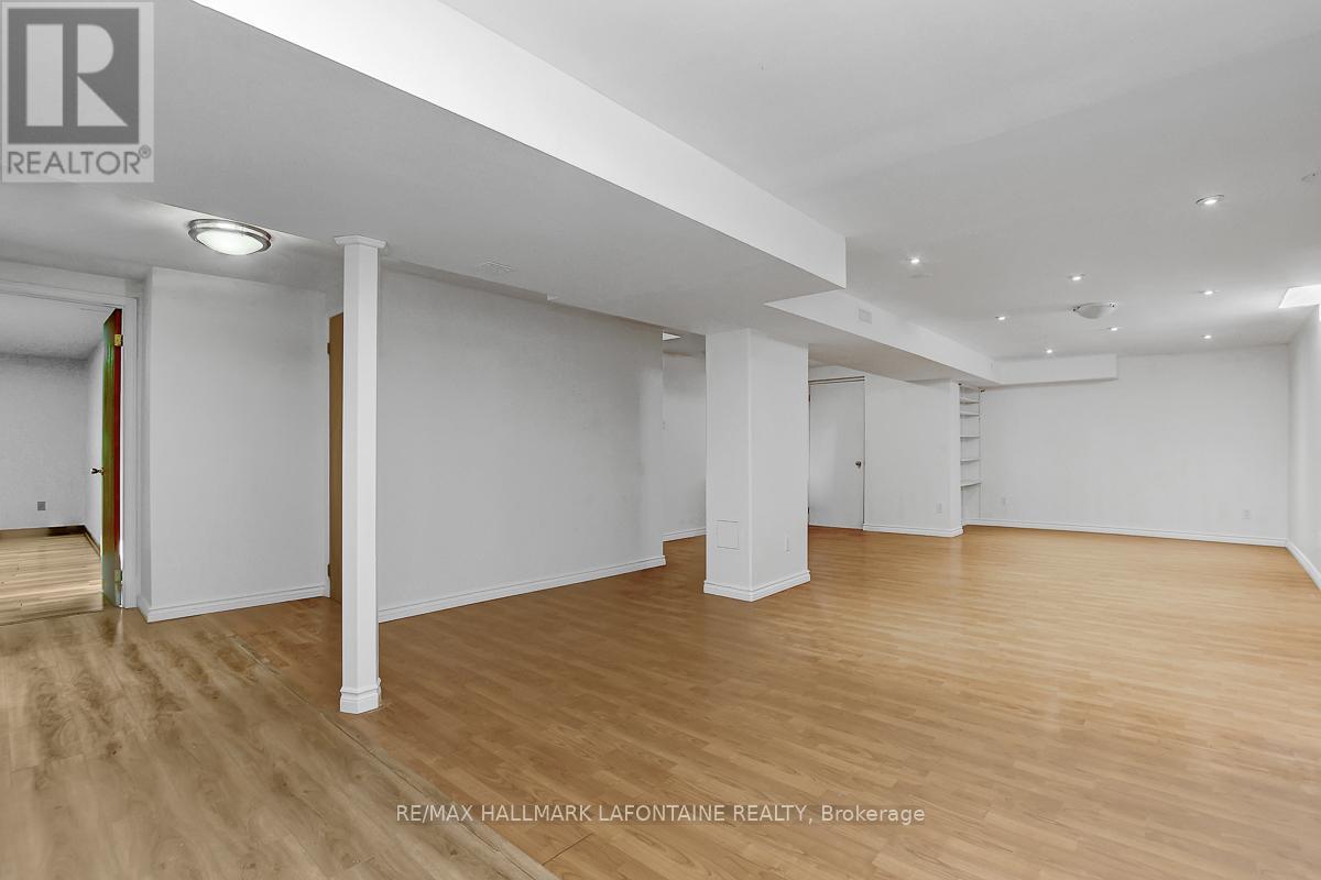 6128 Vineyard Drive, Ottawa, Ontario  K1C 2N6 - Photo 39 - X12804626