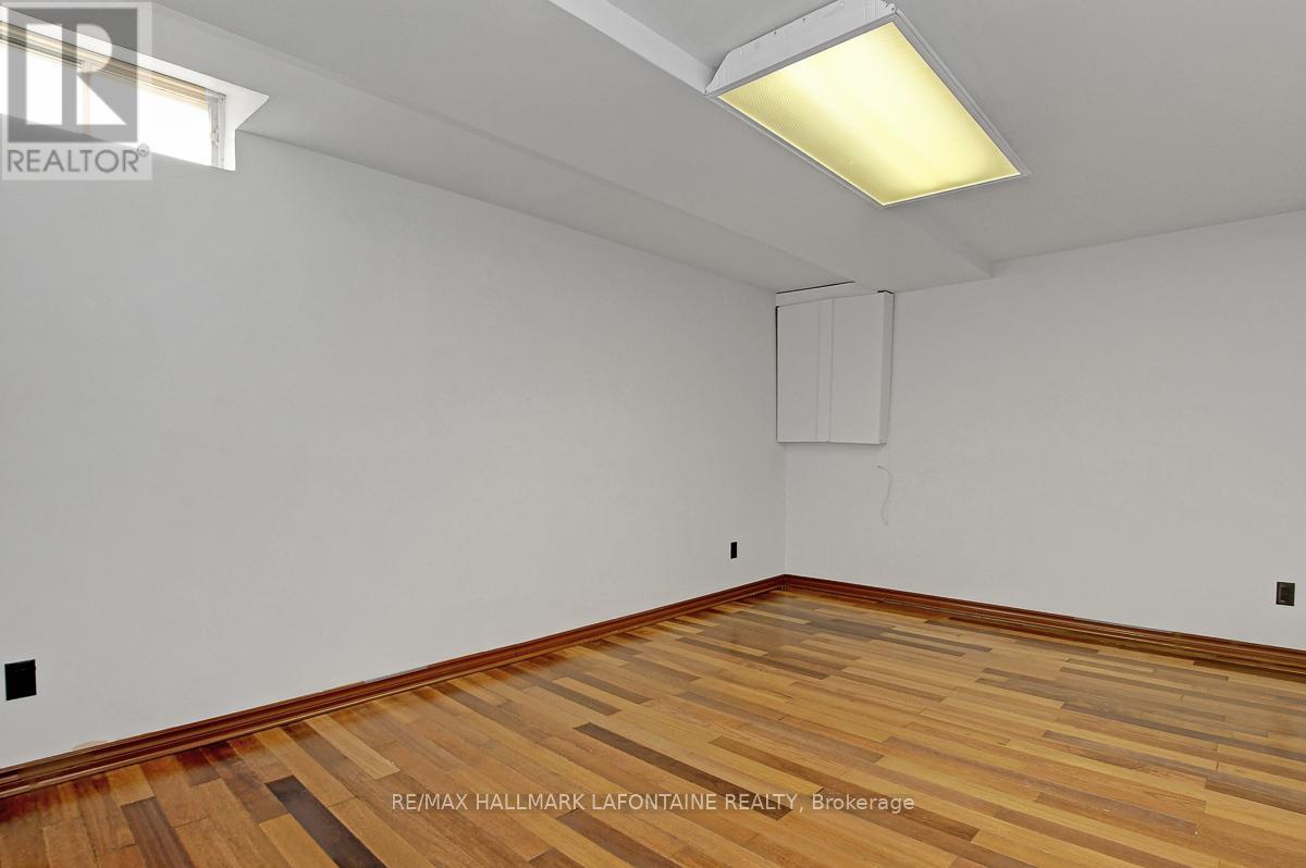 6128 Vineyard Drive, Ottawa, Ontario  K1C 2N6 - Photo 42 - X12804626