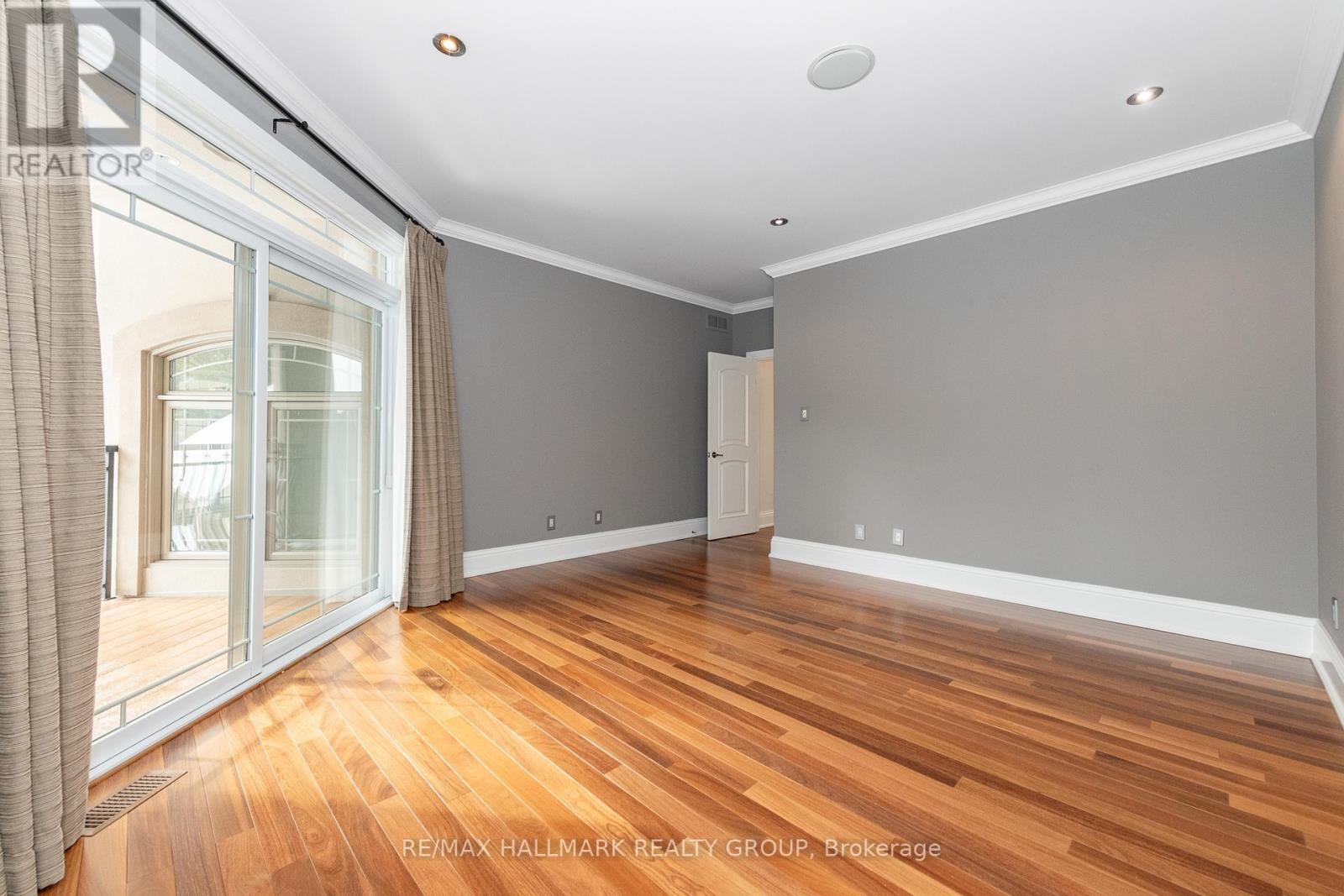 5800 Queenscourt Crescent, Ottawa, Ontario  K4M 1K3 - Photo 38 - X12804682