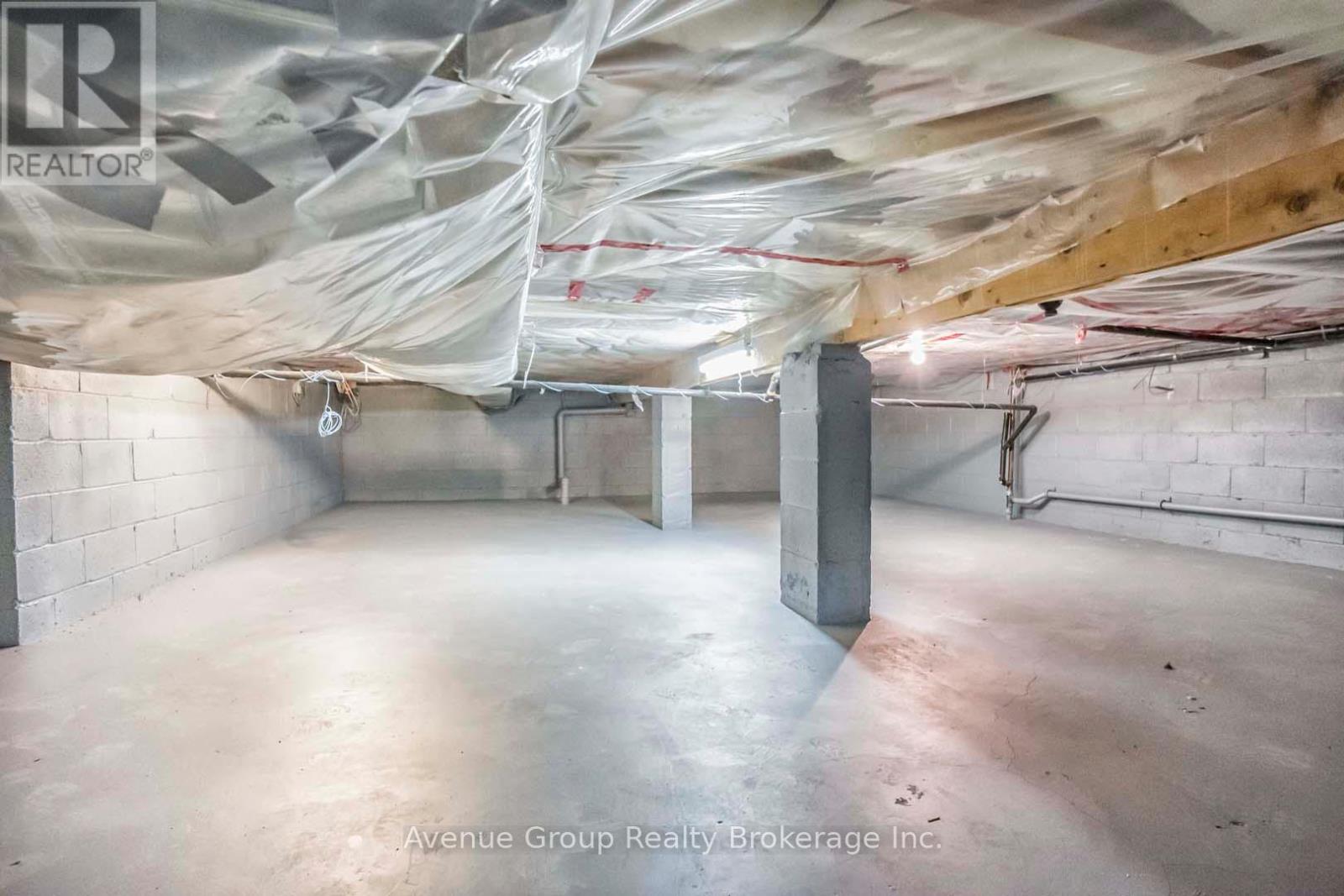 Lower - 38 Hopperton Drive, Toronto, Ontario  M2L 2S6 - Photo 12 - C12804622