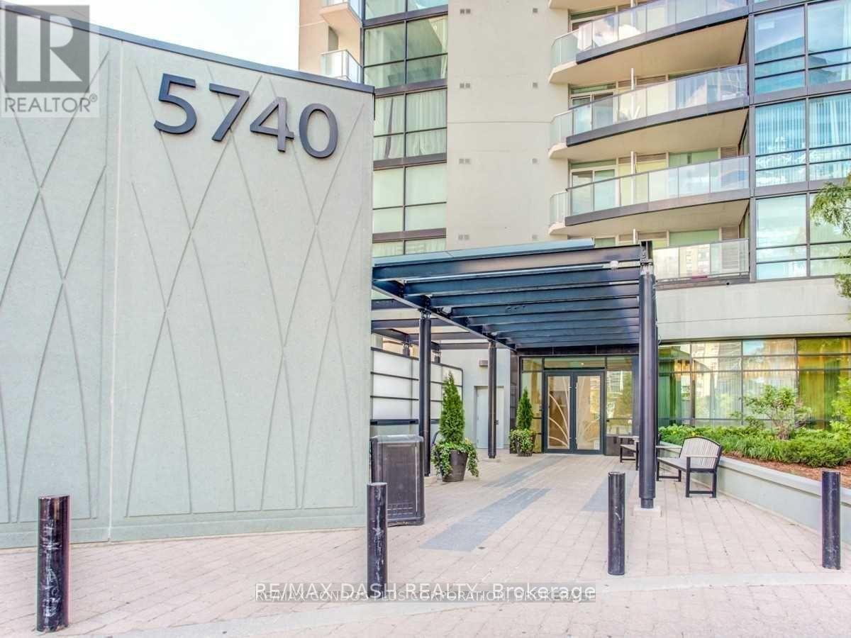 1002 - 5740 Yonge Street, Toronto, Ontario  M2M 3T3 - Photo 1 - C12804668