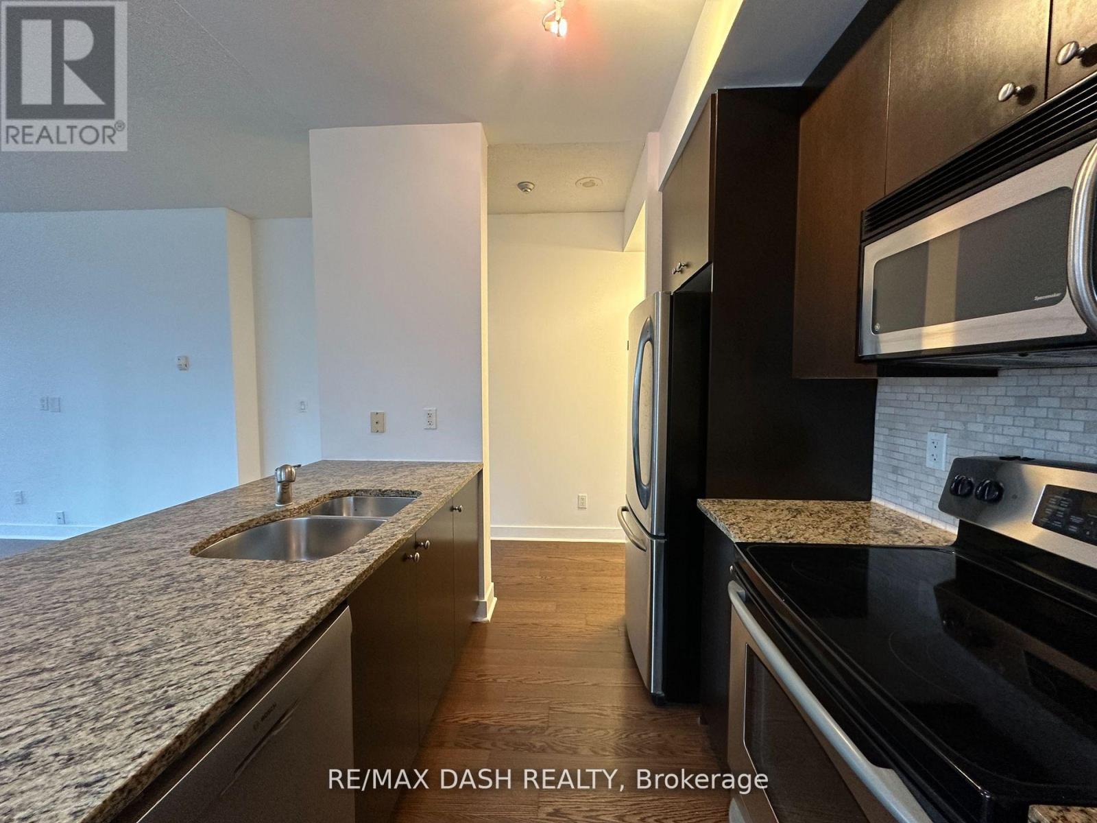 411 - 438 King Street W, Toronto, Ontario  M5V 3T9 - Photo 12 - C12804670