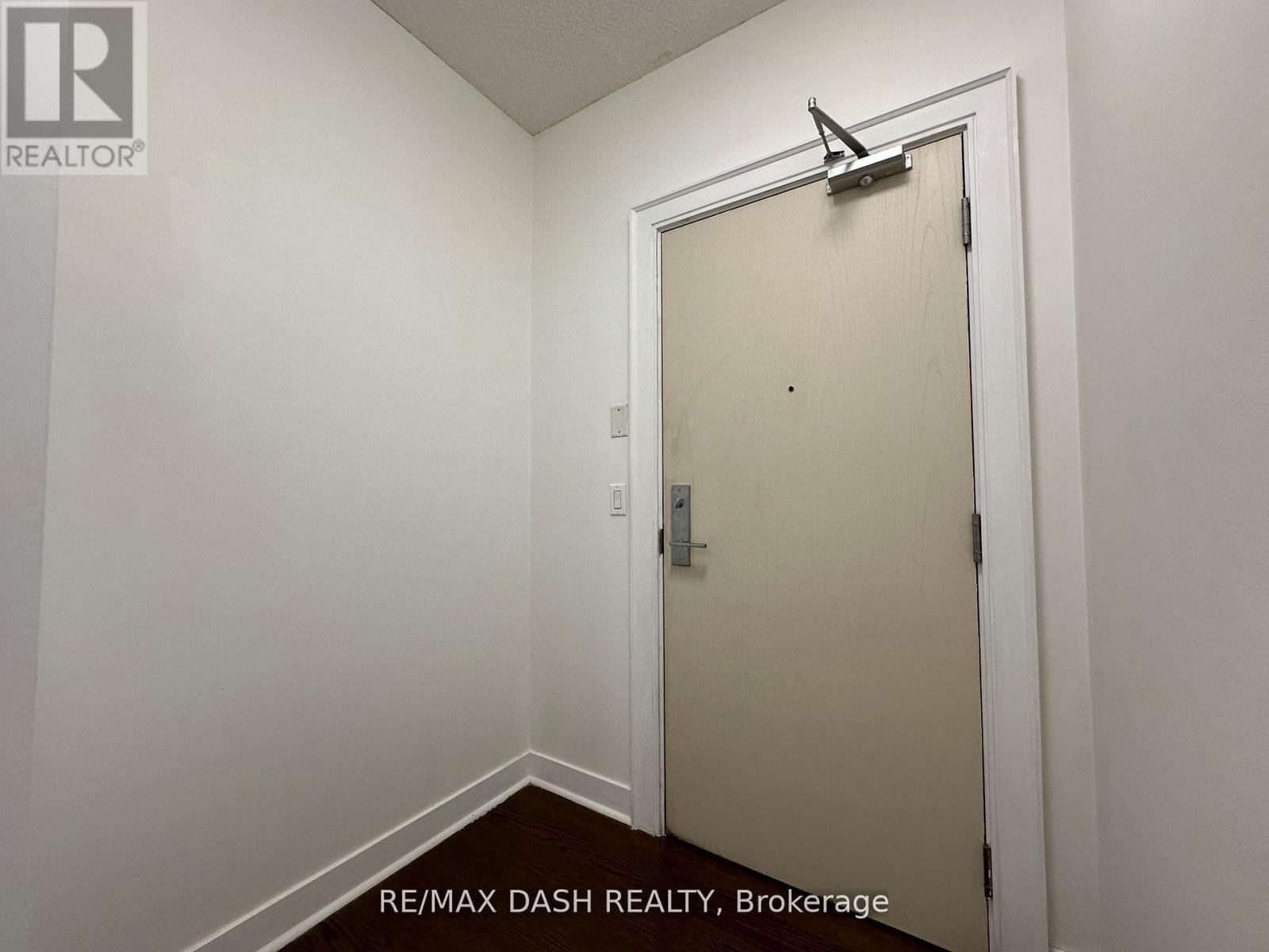 411 - 438 King Street W, Toronto, Ontario  M5V 3T9 - Photo 3 - C12804670