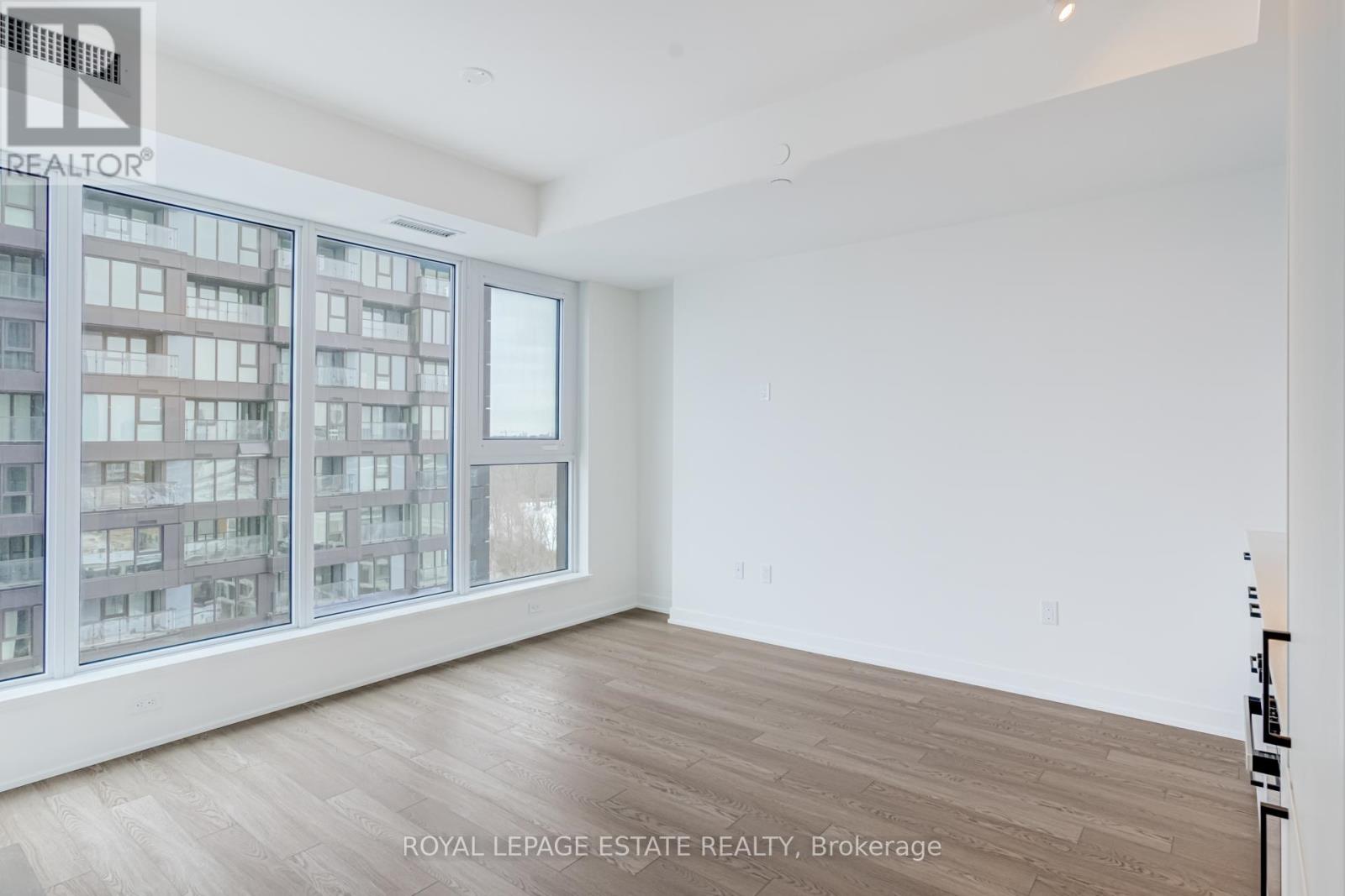 1006 - 1 Quarrington Lane, Toronto, Ontario  M3C 0S4 - Photo 10 - C12804686