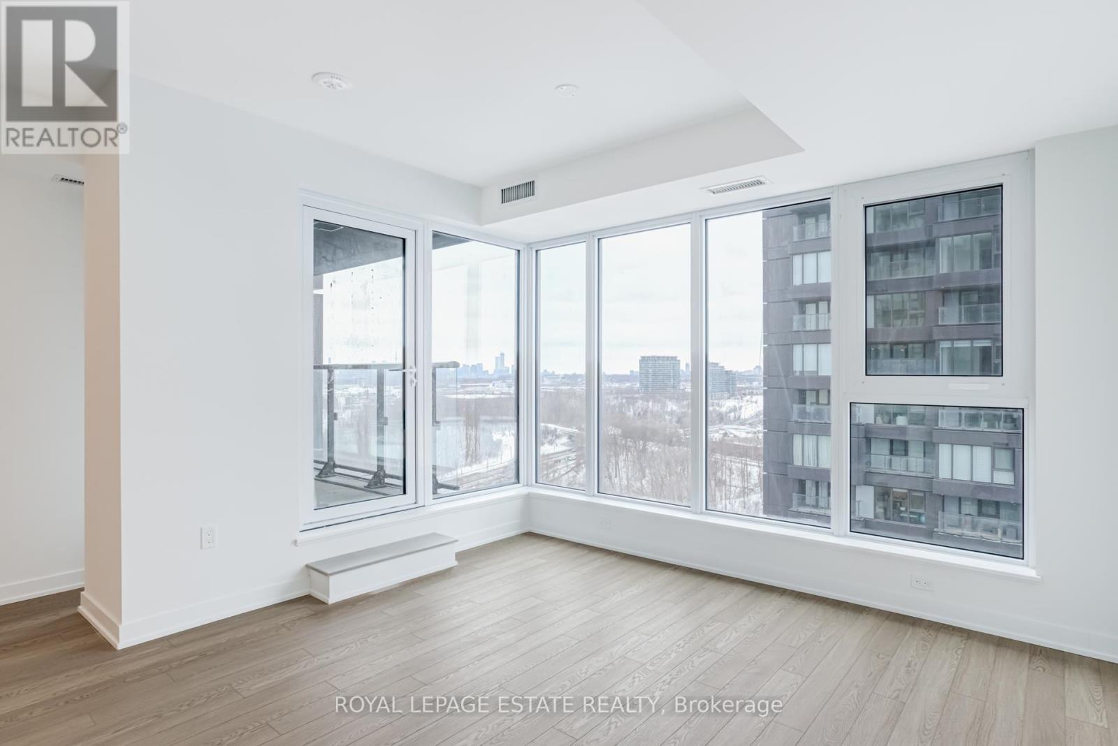 1006 - 1 Quarrington Lane, Toronto, Ontario  M3C 0S4 - Photo 16 - C12804686