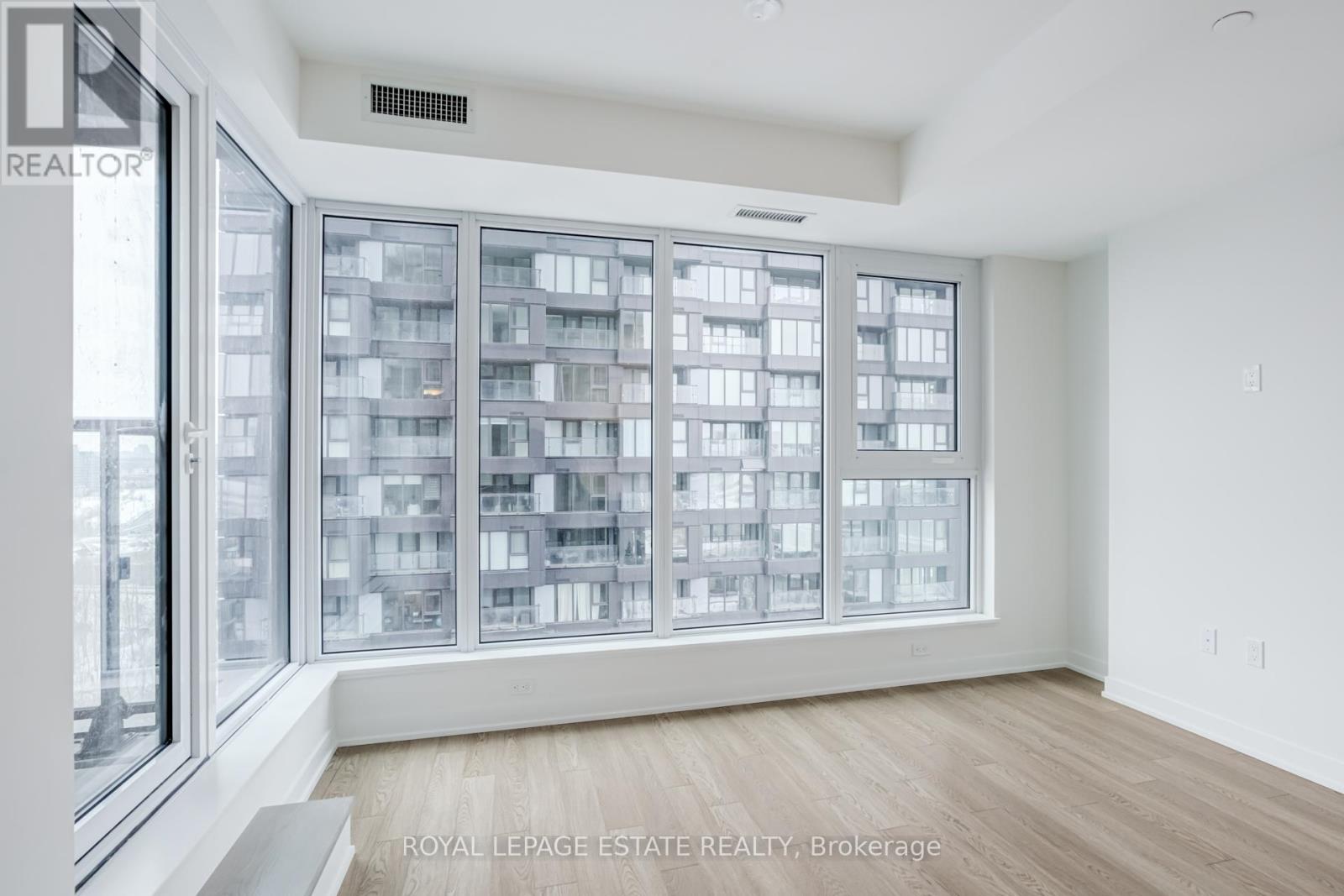 1006 - 1 Quarrington Lane, Toronto, Ontario  M3C 0S4 - Photo 17 - C12804686