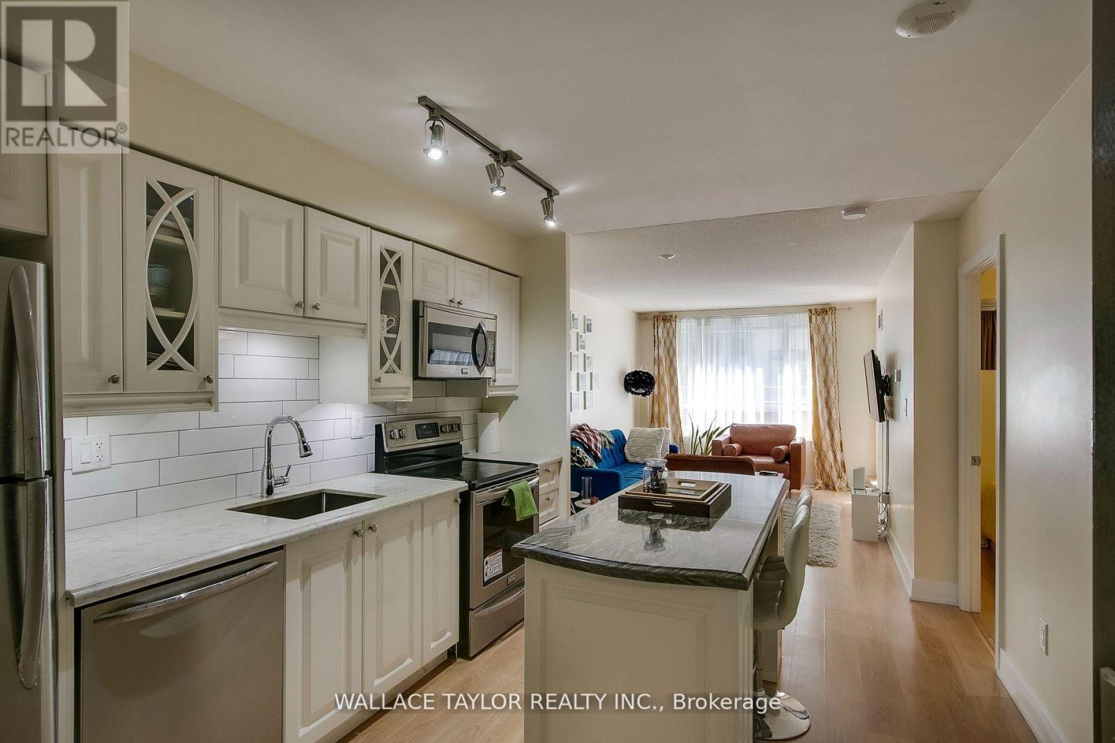 509 - 20 Blue Jays Way, Toronto, Ontario  M5V 3W6 - Photo 3 - C12804704