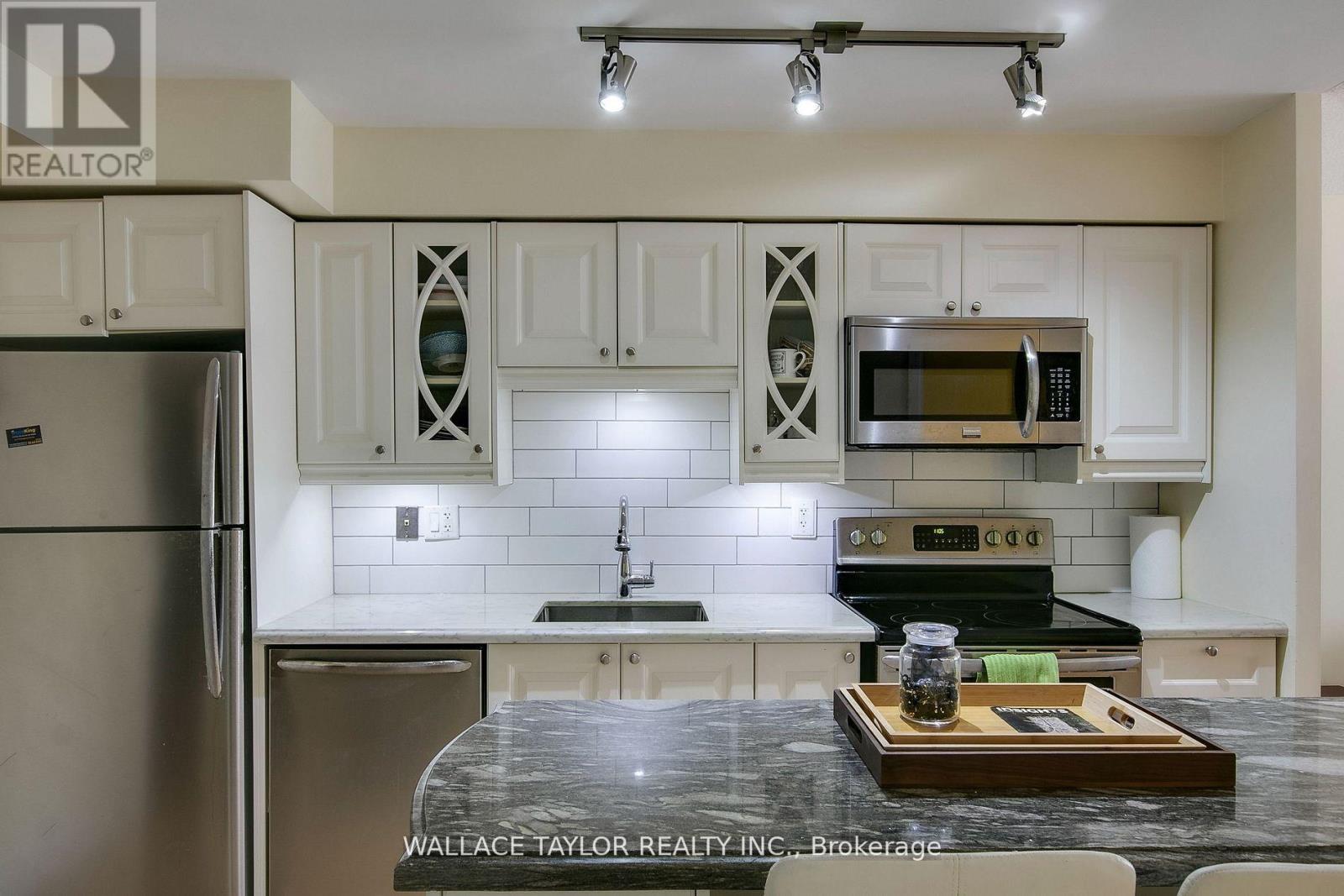 509 - 20 Blue Jays Way, Toronto, Ontario  M5V 3W6 - Photo 5 - C12804704