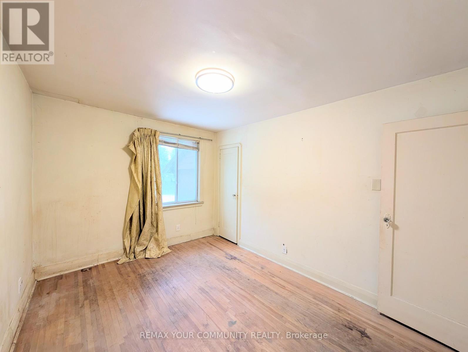 479 Dawes Road, Toronto, Ontario  M4B 2G5 - Photo 6 - E12804624