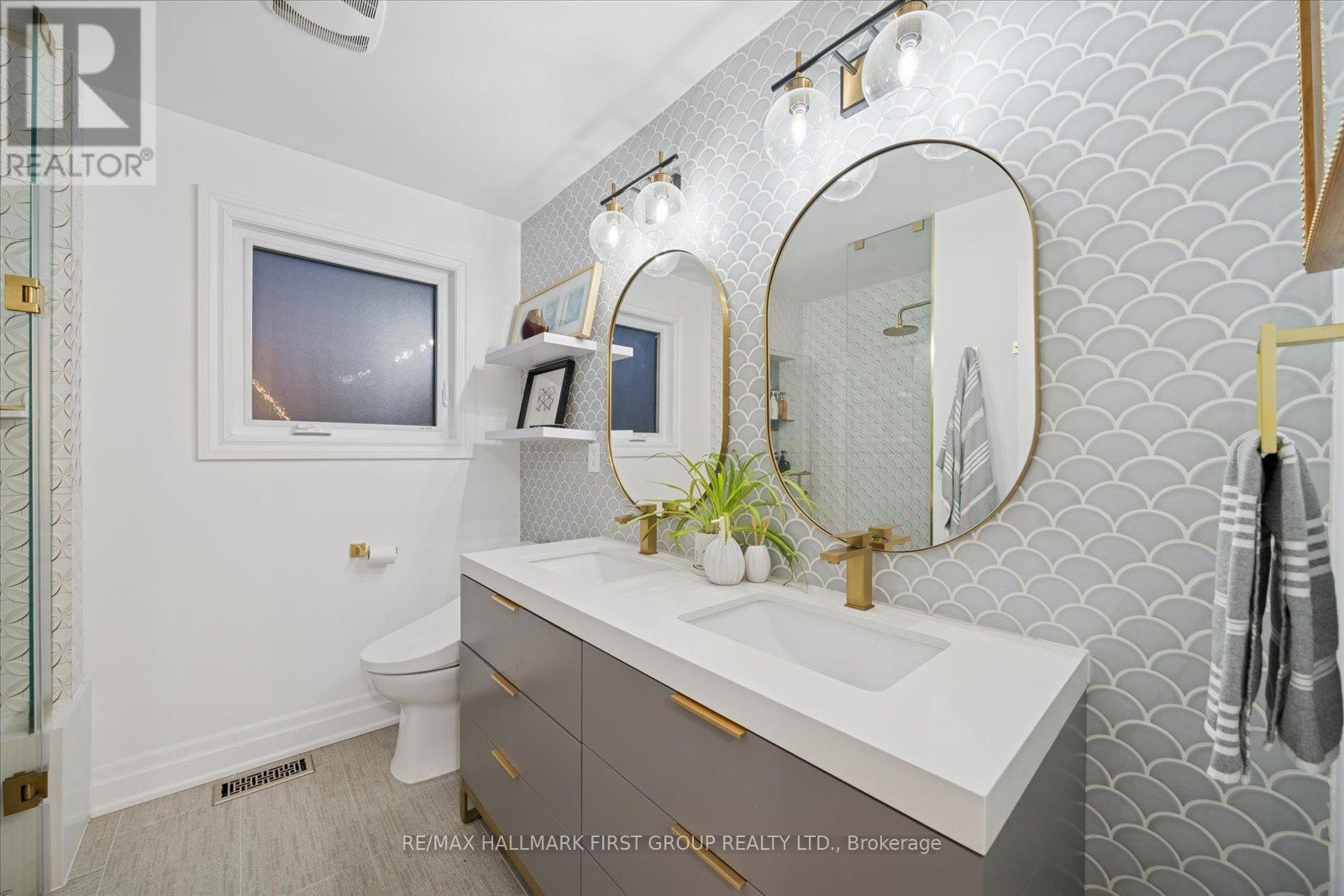 40 Cluett Drive, Ajax, Ontario  L1S 7C4 - Photo 19 - E12804676