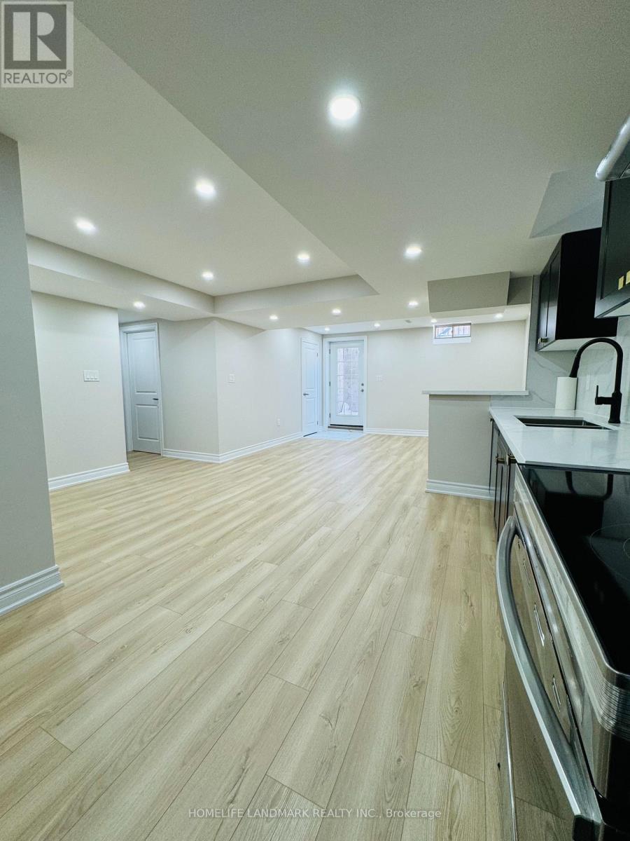 BSMT - 18 YVETTE STREET, Whitby, Ontario