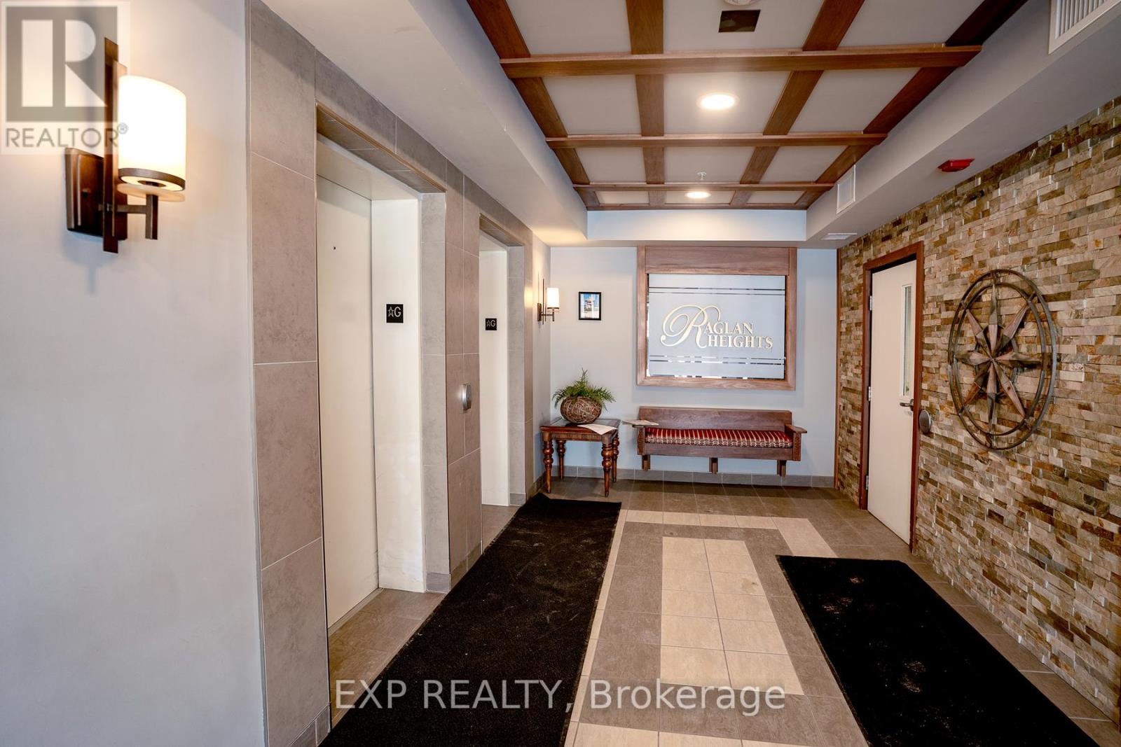 304 - 91 Raglan Street, Collingwood, Ontario  L9Y 0B2 - Photo 3 - S12804698