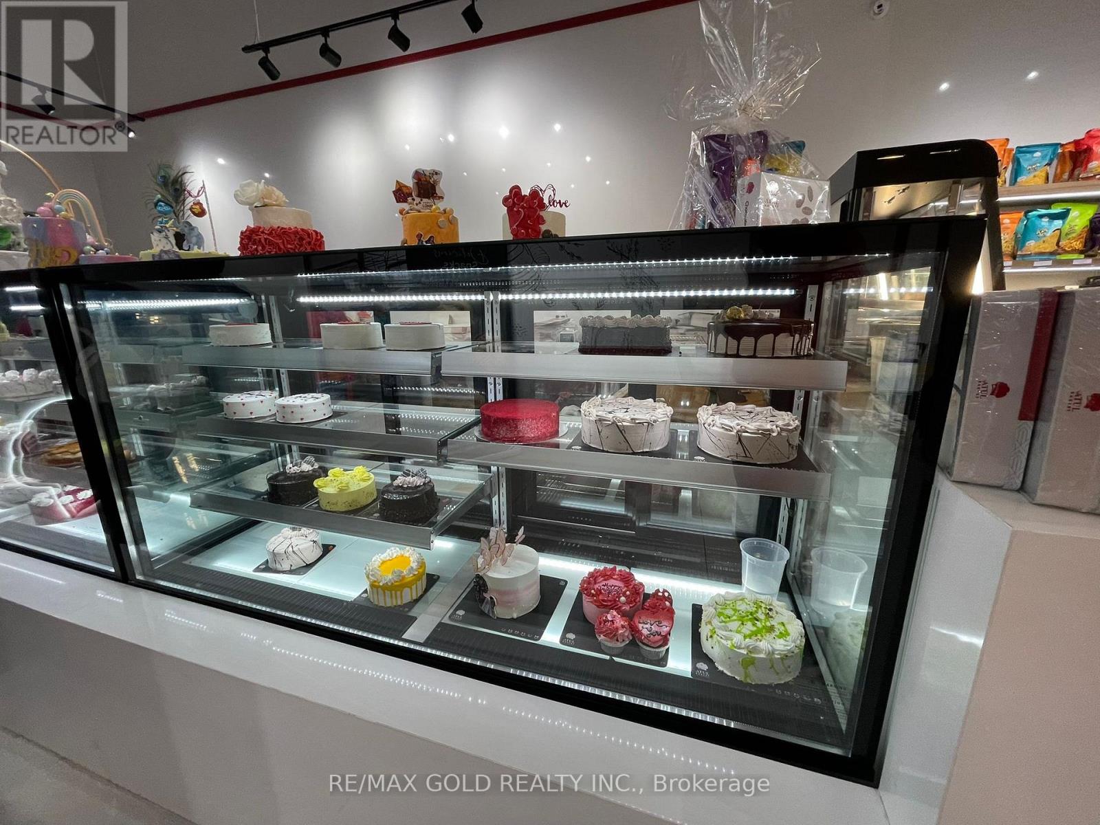 8 - 11655 Mcvean Drive, Brampton, Ontario  L6P 4N5 - Photo 6 - W12804630