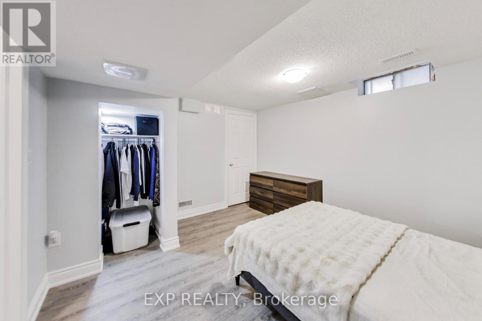 83 Wickstead Court, Brampton, Ontario  L6R 1N8 - Photo 25 - W12804658