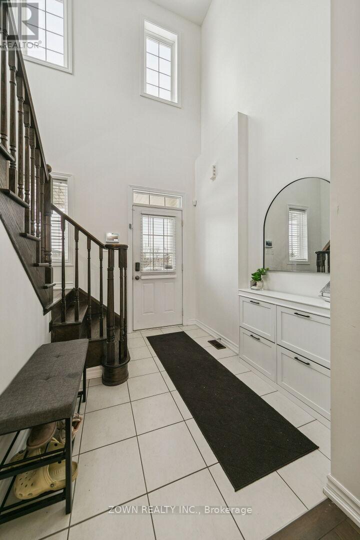 611 Murray Meadows Place, Milton, Ontario  L9T 8L7 - Photo 12 - W12804678