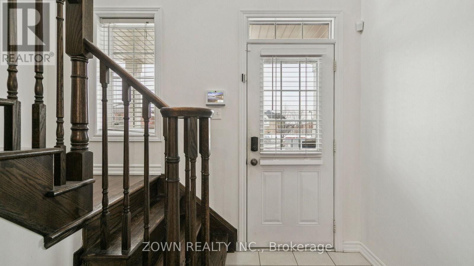 611 Murray Meadows Place, Milton, Ontario  L9T 8L7 - Photo 7 - W12804678