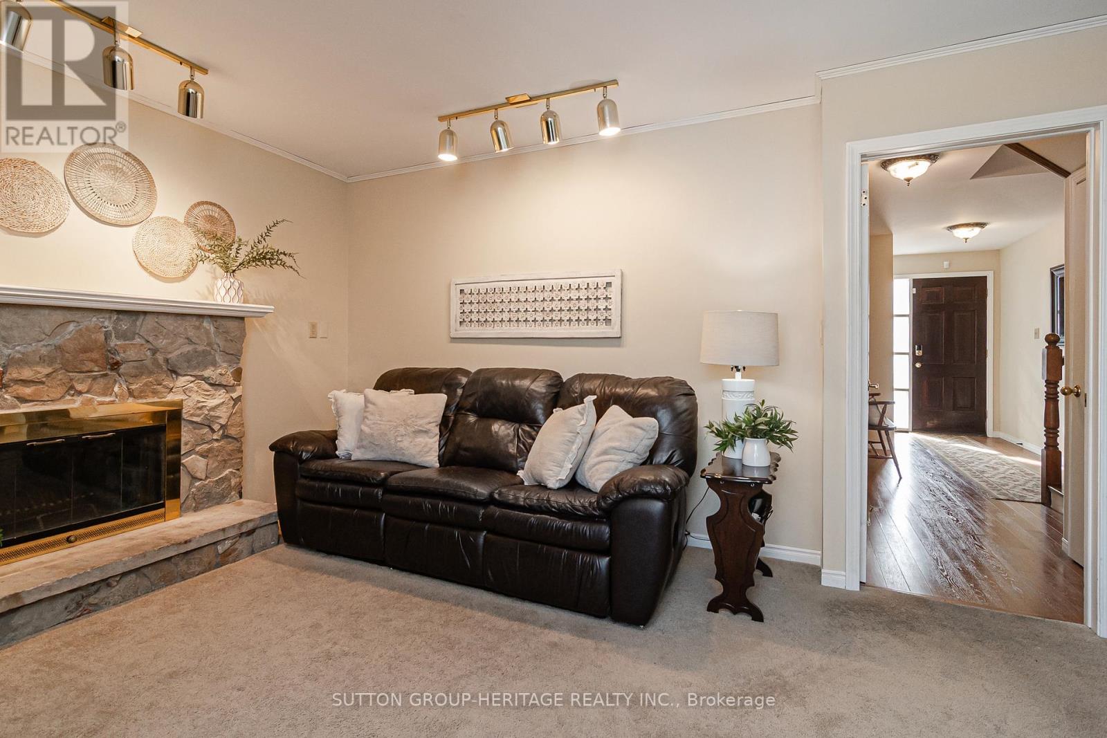 615 Churchill Avenue, Milton, Ontario  L9T 3A1 - Photo 8 - W12804688