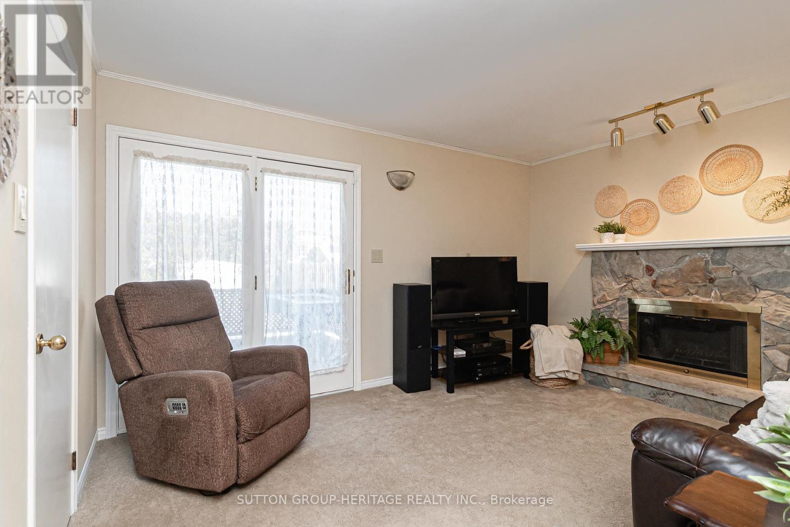 615 Churchill Avenue, Milton, Ontario  L9T 3A1 - Photo 9 - W12804688