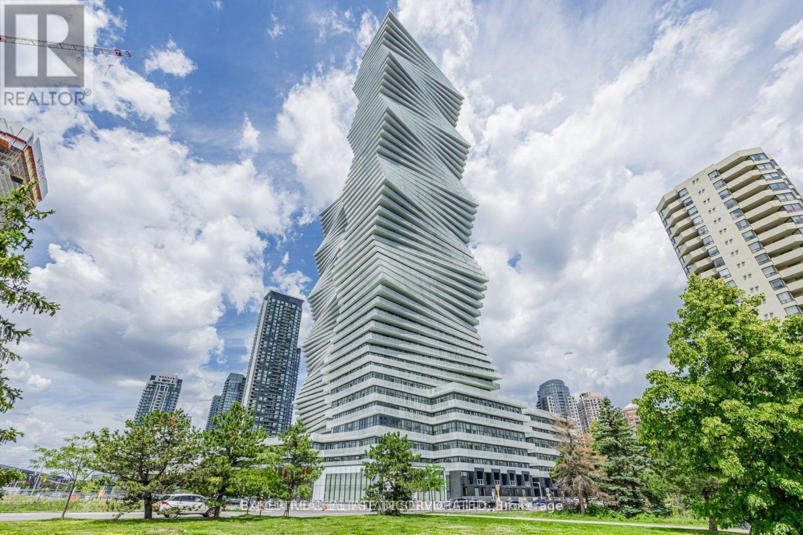 4905 - 3883 Quartz Road, Mississauga, Ontario  L5B 0M4 - Photo 2 - W12804696