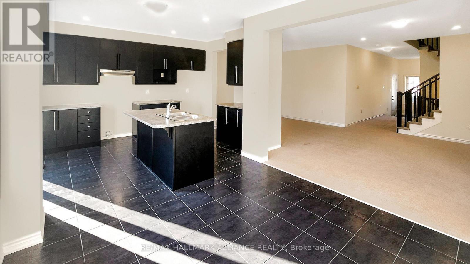 60 Macklin Street, Brantford, Ontario  N3T 5L8 - Photo 7 - X12804618