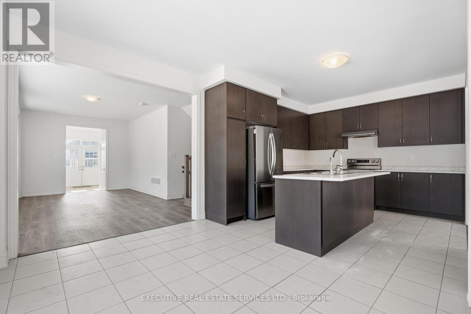 67 Bloomfield Crescent, Cambridge, Ontario  N1R 5S2 - Photo 8 - X12804694