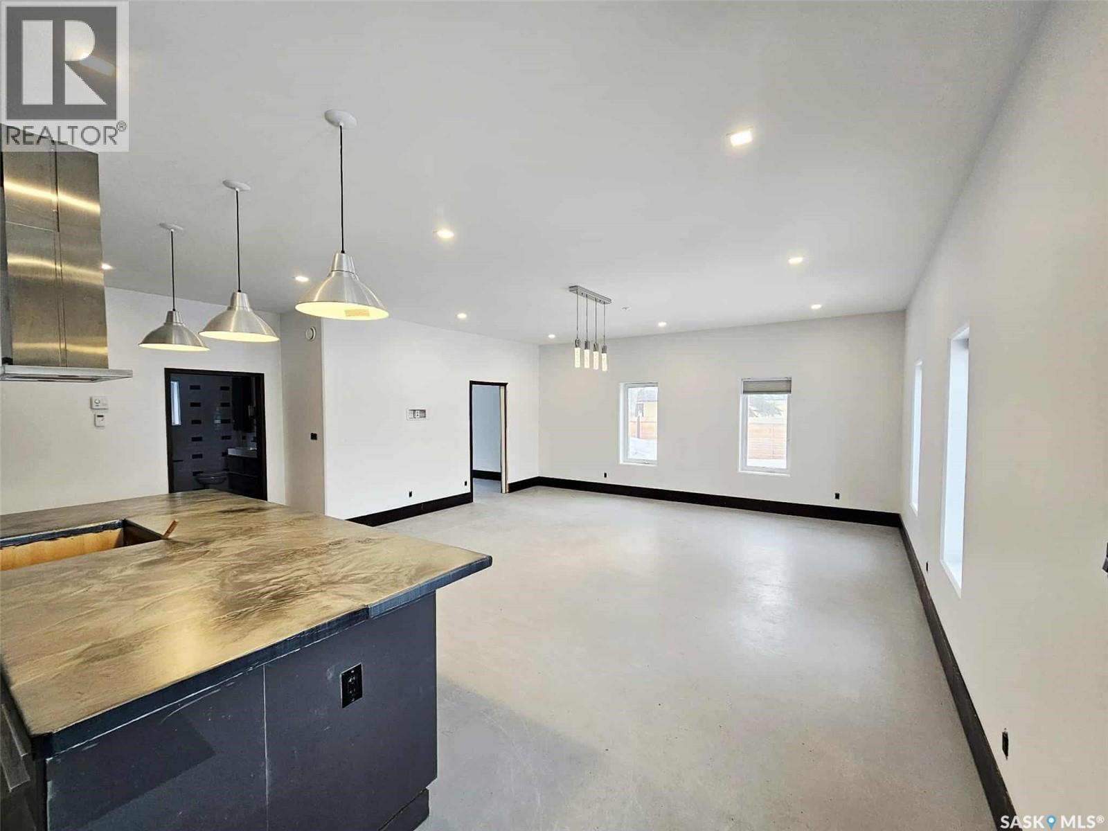 347 Maple Avenue, Yorkton, Saskatchewan  S3N 1X2 - Photo 2 - SK009748