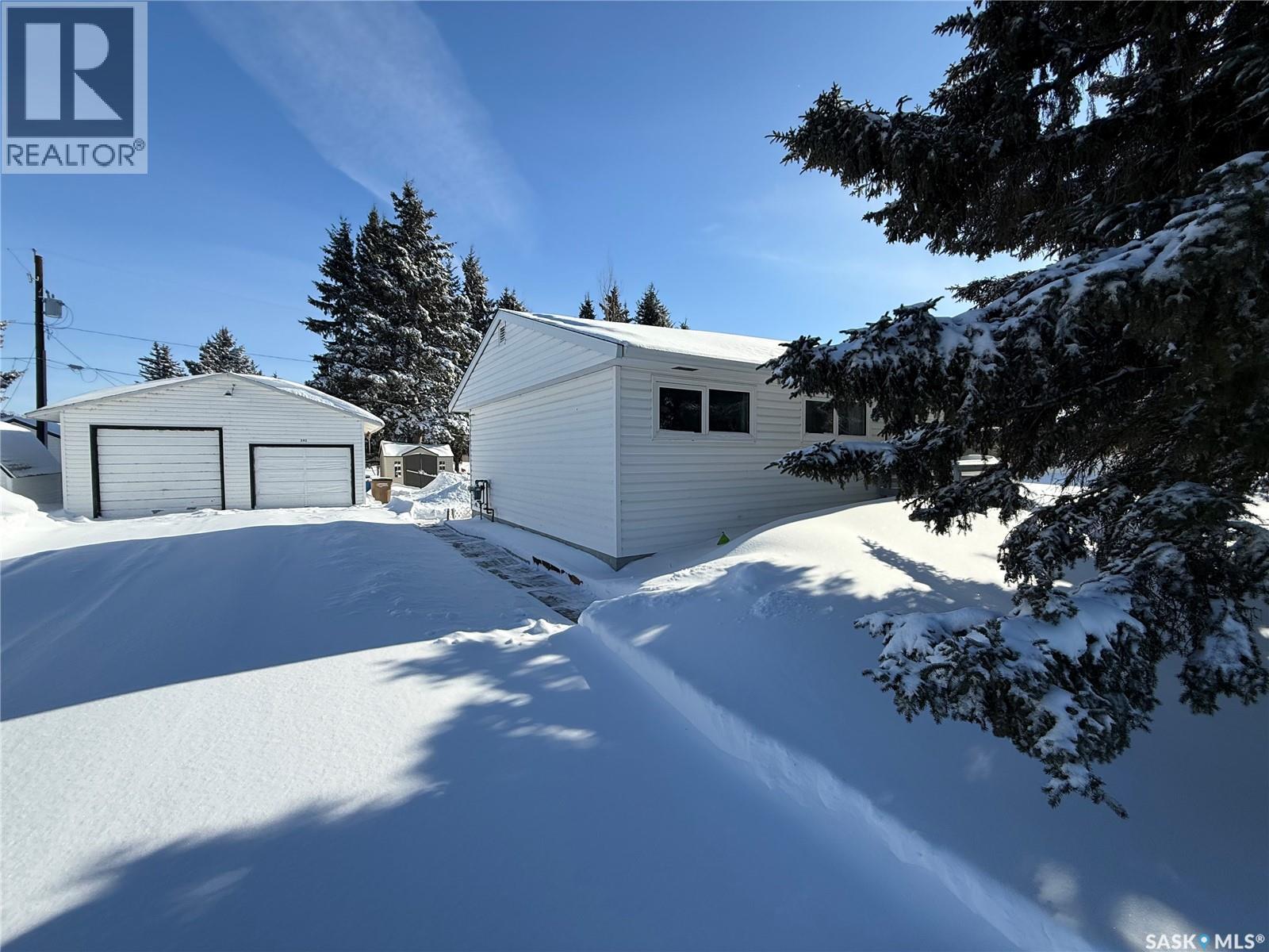 202 2nd Avenue W, Meath Park, Saskatchewan  S0J 1T0 - Photo 1 - SK028905