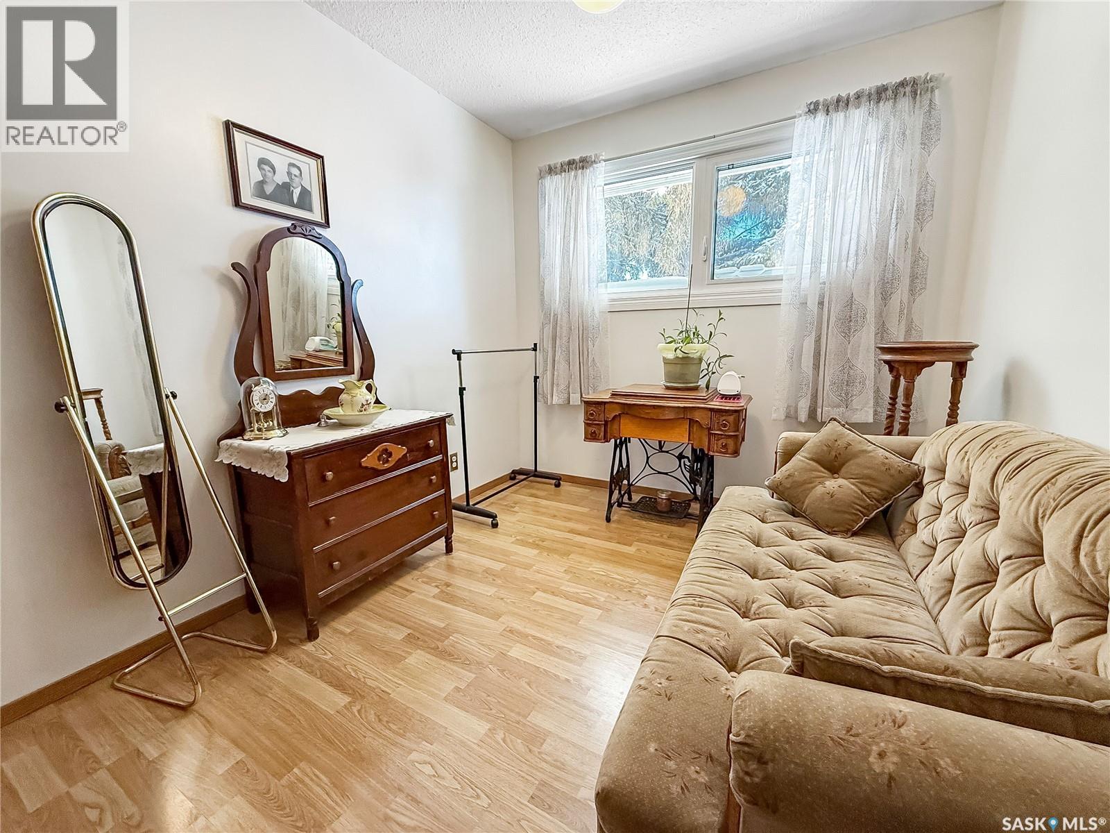 202 2nd Avenue W, Meath Park, Saskatchewan  S0J 1T0 - Photo 17 - SK028905