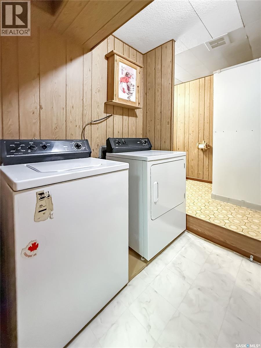 202 2nd Avenue W, Meath Park, Saskatchewan  S0J 1T0 - Photo 23 - SK028905