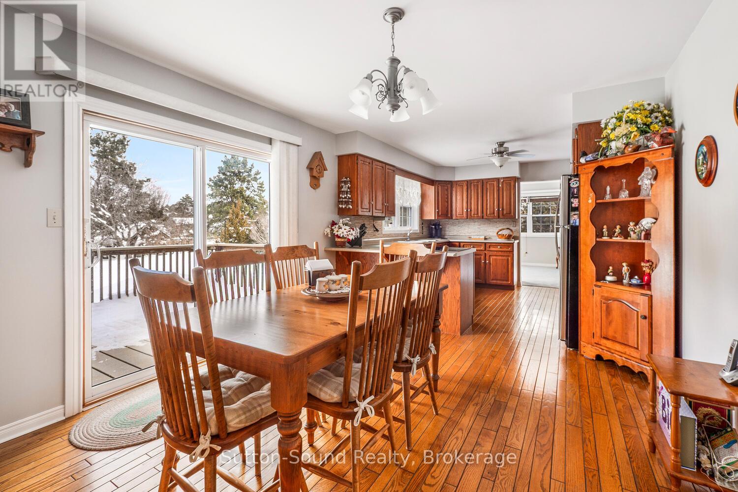 8 Pine Tree Drive, South Bruce Peninsula, Ontario  N0H 1P0 - Photo 19 - X12804742