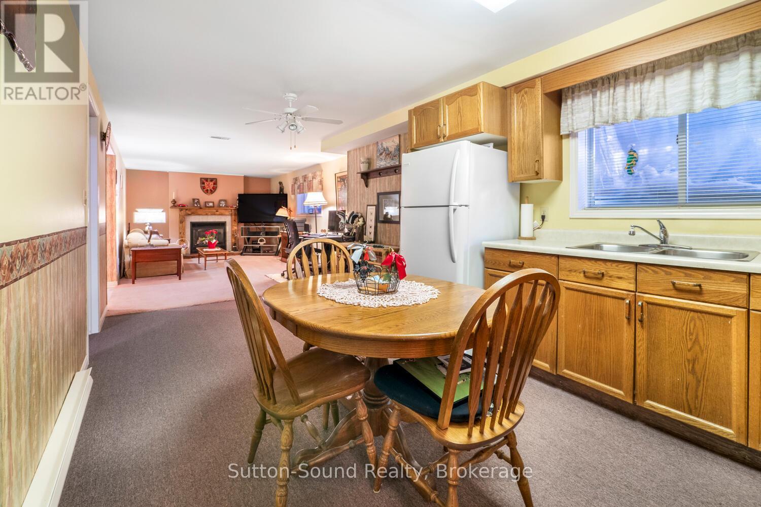 8 Pine Tree Drive, South Bruce Peninsula, Ontario  N0H 1P0 - Photo 31 - X12804742