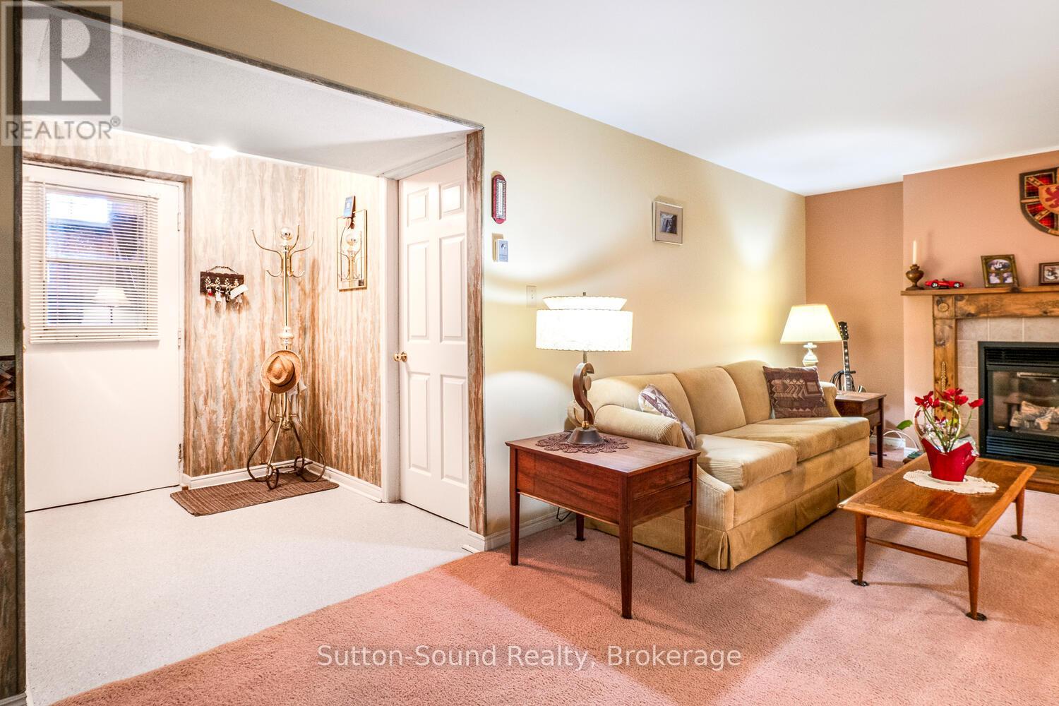 8 Pine Tree Drive, South Bruce Peninsula, Ontario  N0H 1P0 - Photo 32 - X12804742