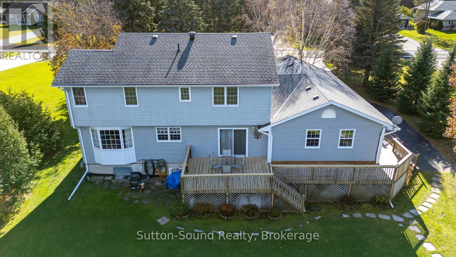 8 Pine Tree Drive, South Bruce Peninsula, Ontario  N0H 1P0 - Photo 45 - X12804742