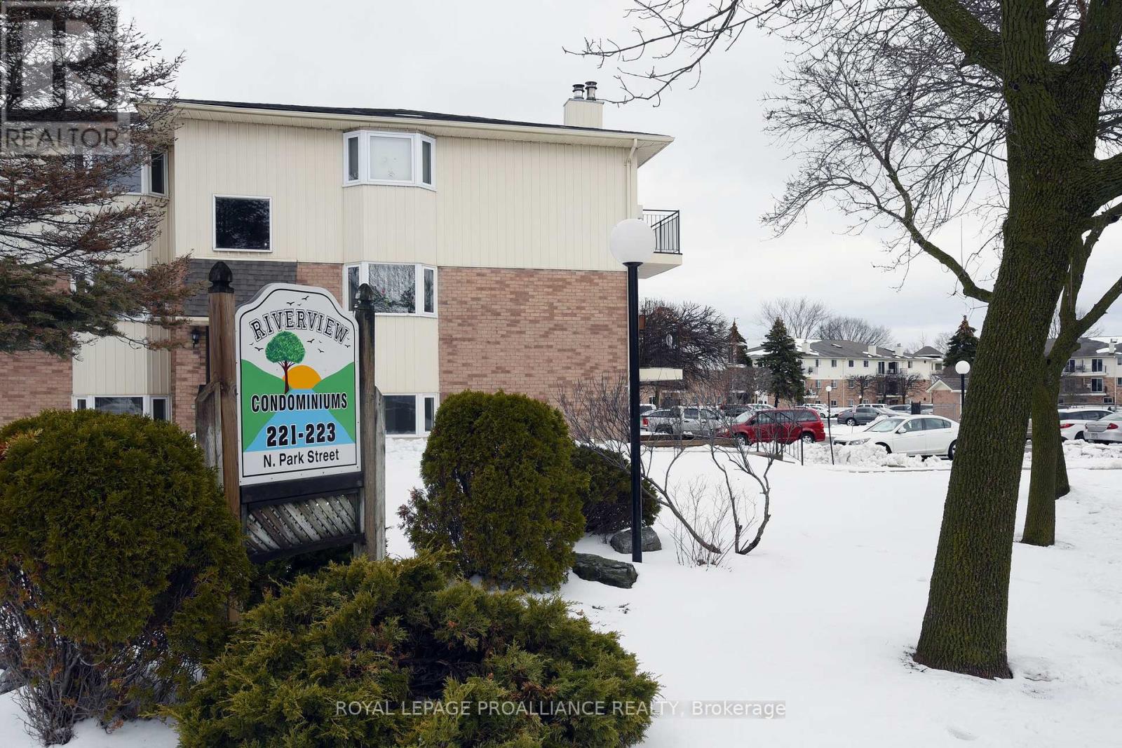 311a - 221 North Park Street, Belleville, Ontario  K8P 5A6 - Photo 2 - X12804718