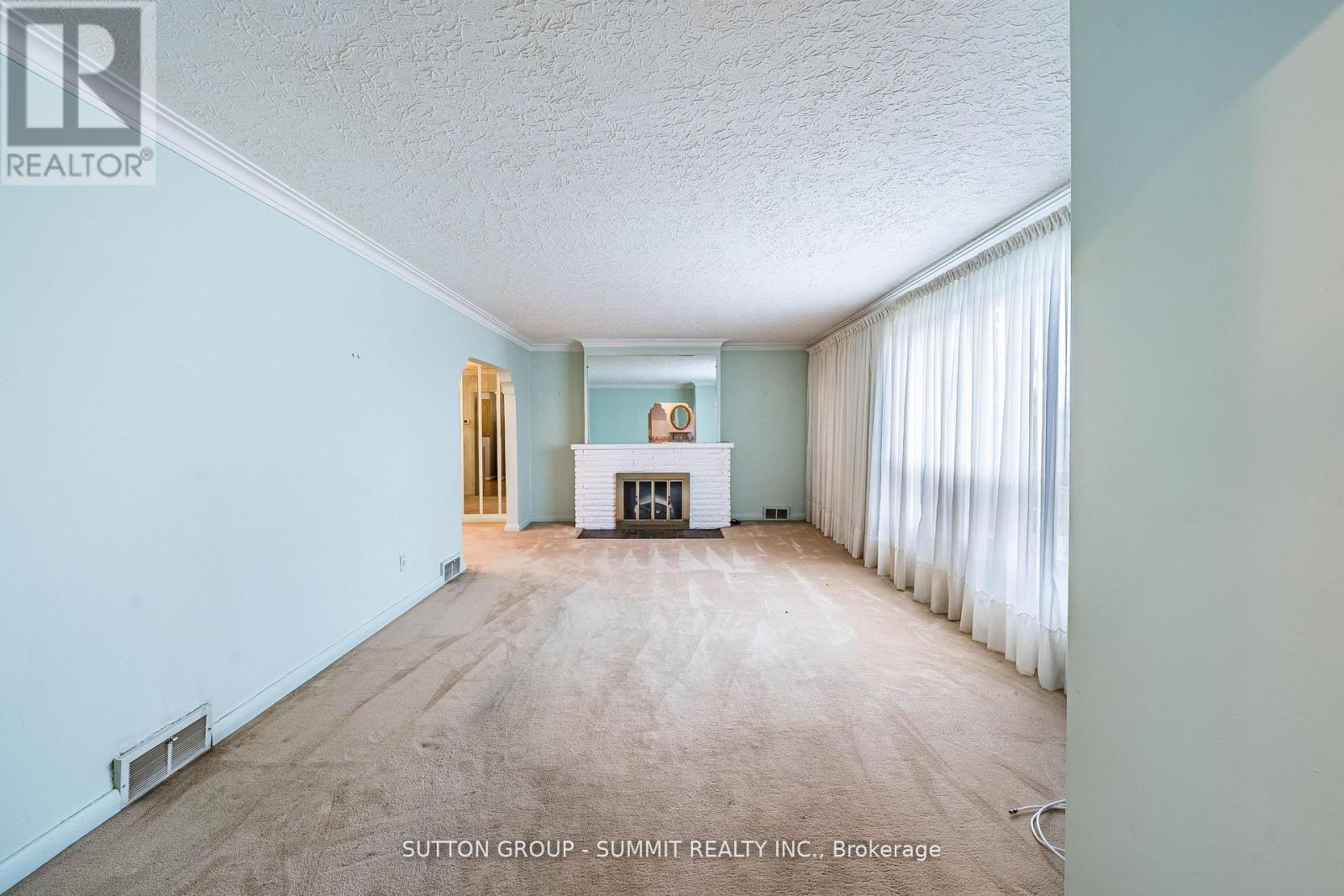 21 Grace Street, Toronto, Ontario  M1J 2M3 - Photo 5 - E12804726