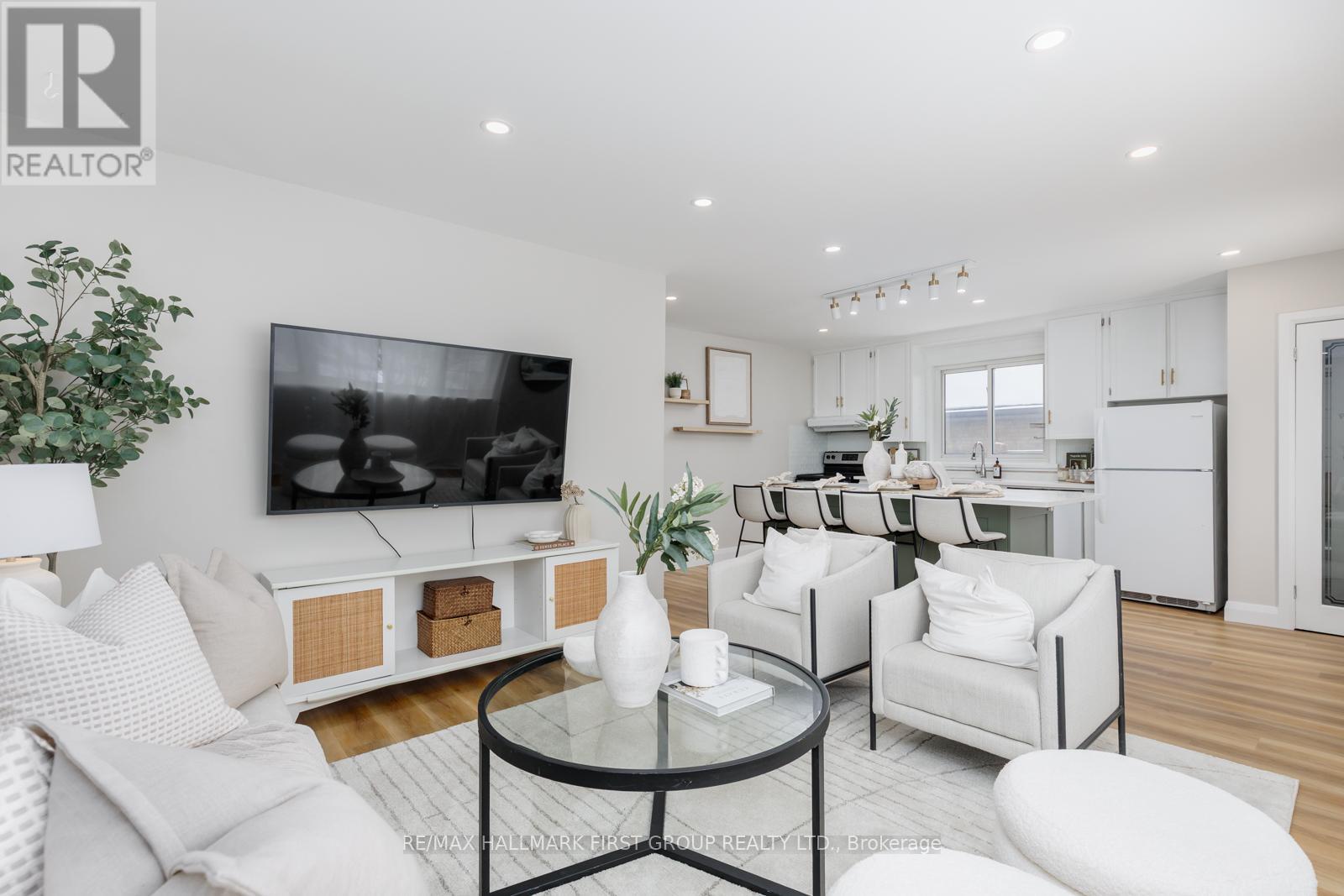 304 Farewell Street, Oshawa, Ontario  L1H 6L9 - Photo 15 - E12804728