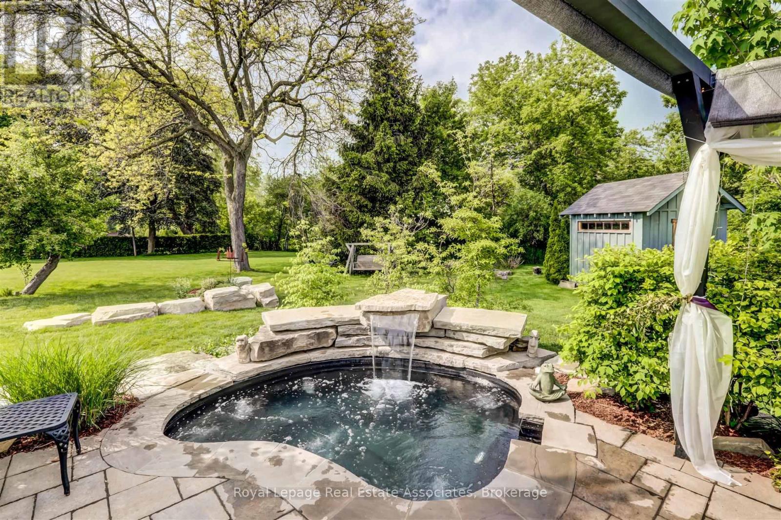 1399 Elaine Trail, Mississauga, Ontario  L5G 3W9 - Photo 37 - W12804722