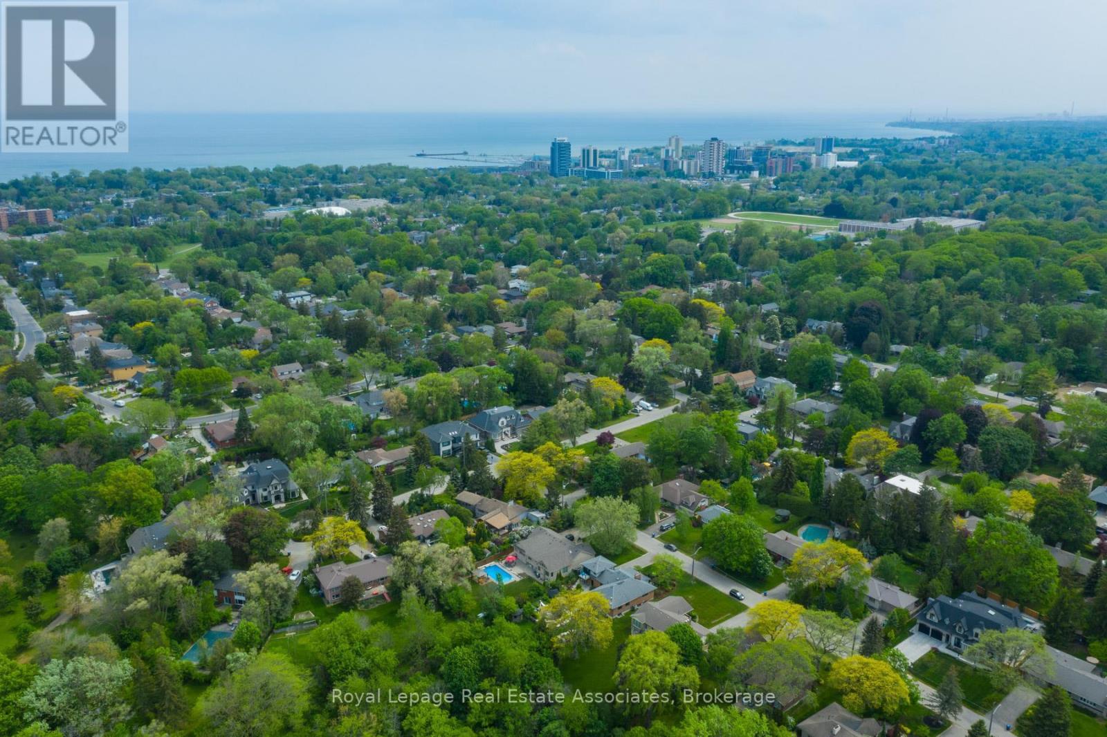 1399 Elaine Trail, Mississauga, Ontario  L5G 3W9 - Photo 49 - W12804722