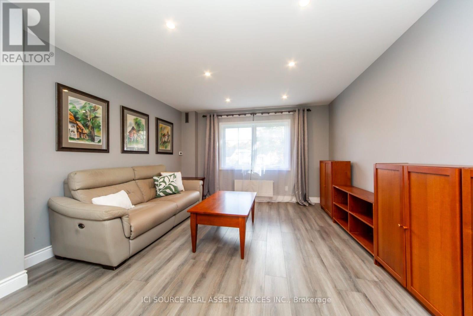 199 Mason Boulevard, Halton Hills, Ontario  L7J 1A7 - Photo 14 - W12804724