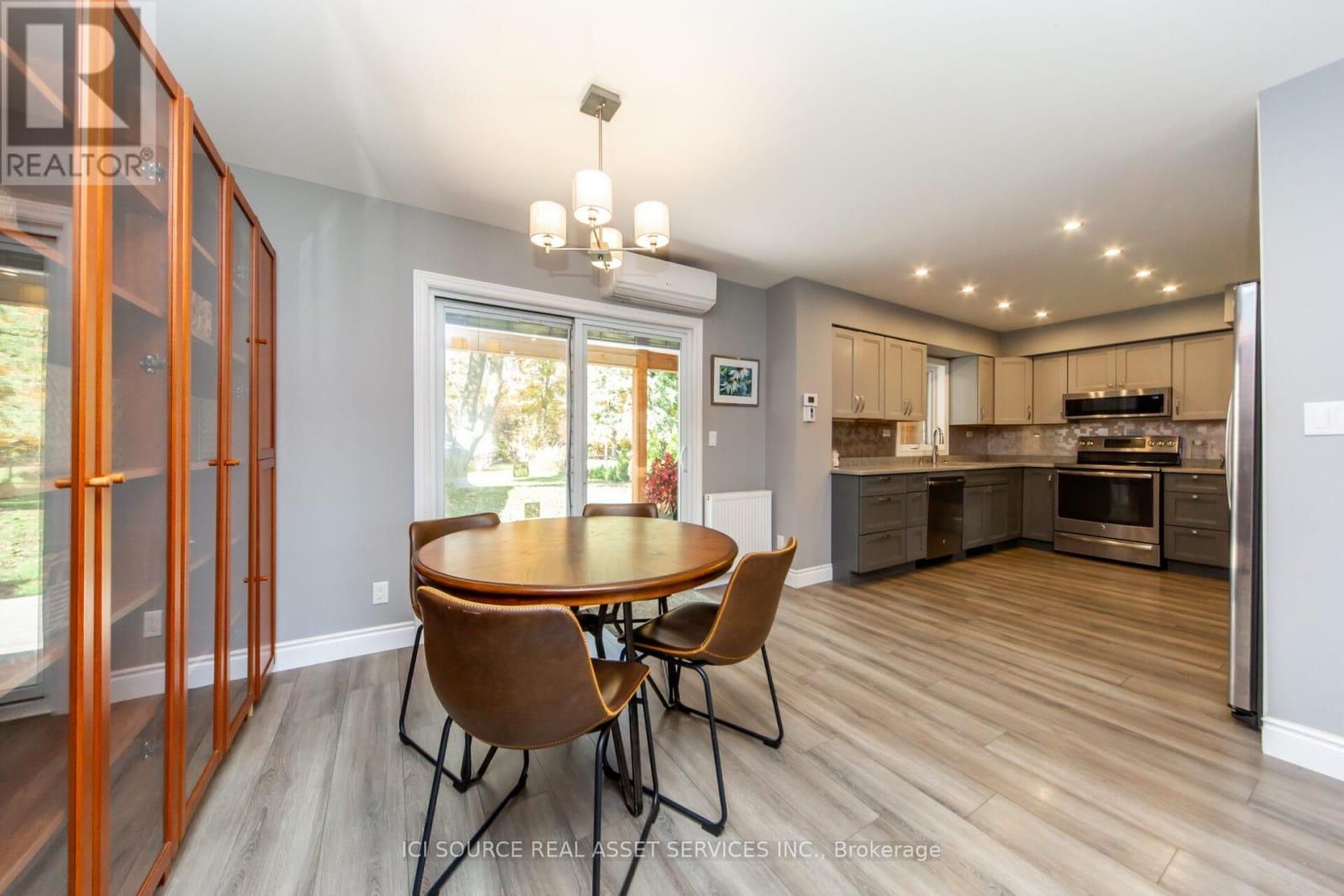 199 Mason Boulevard, Halton Hills, Ontario  L7J 1A7 - Photo 19 - W12804724