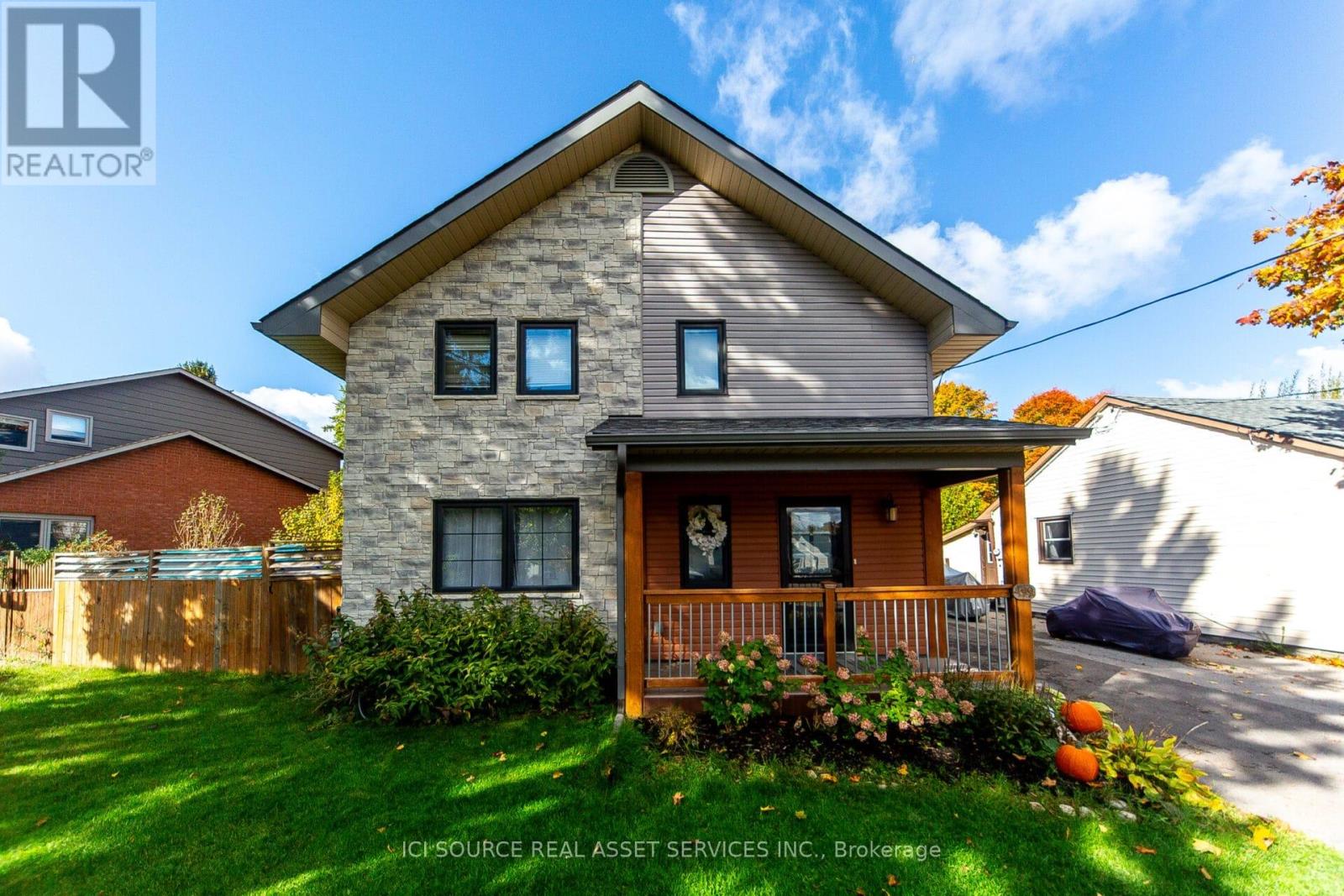 199 Mason Boulevard, Halton Hills, Ontario  L7J 1A7 - Photo 5 - W12804724